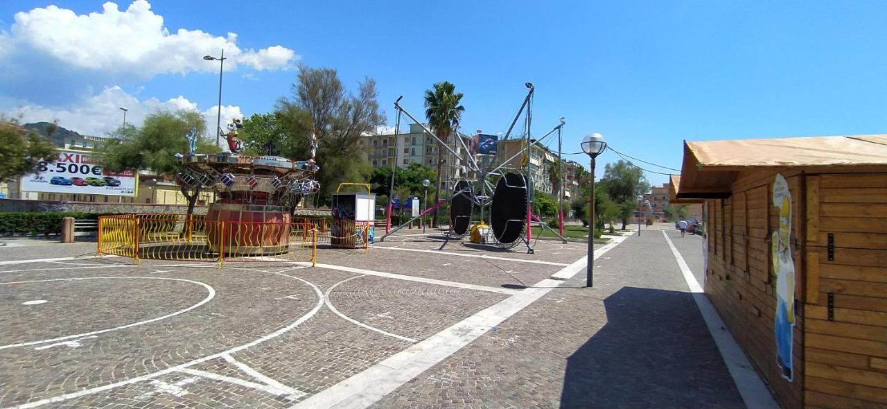 סלרנו Holiday Home Casa Vacanze מראה חיצוני תמונה